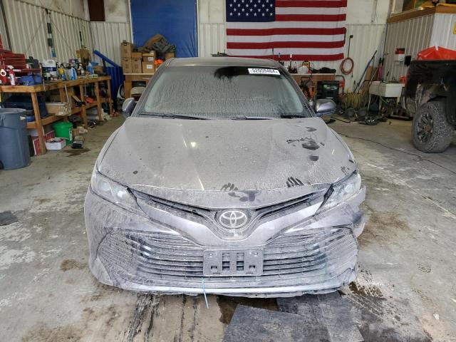 2018 Toyota Camry L VIN: 4T1B11HK3JU548842 Lot: 52059464