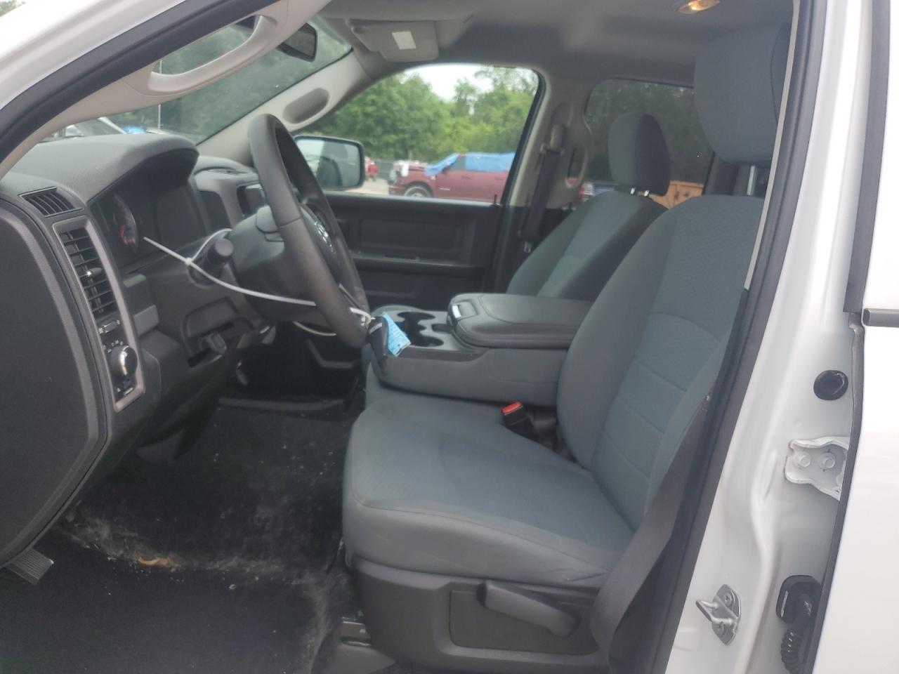 1C6RR6FG7KS610447 2019 Ram 1500 Classic Tradesman