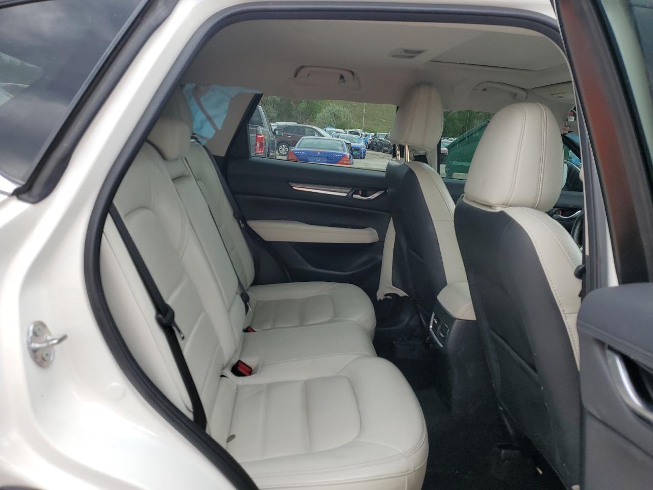 JM3KFBDM1J0468618 2018 Mazda Cx-5 Grand Touring