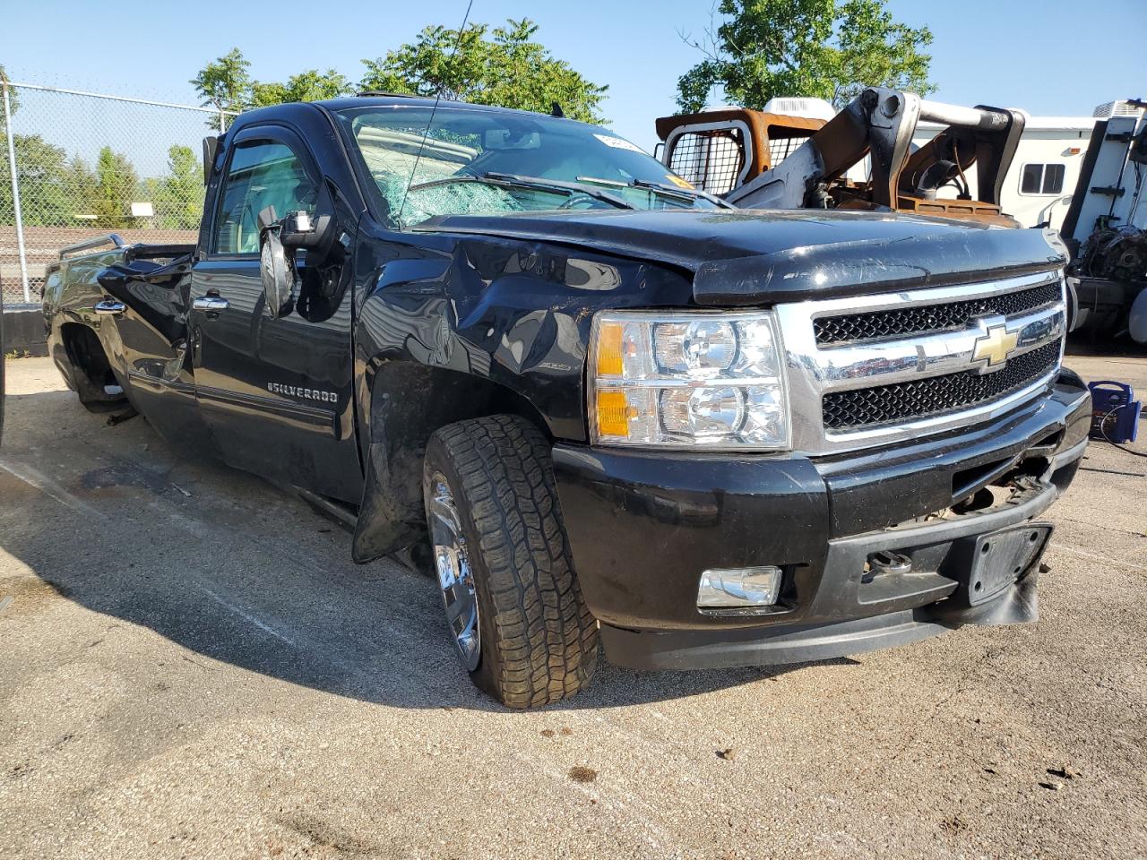 3GCPKTE30BG396989 2011 Chevrolet Silverado K1500 Ltz