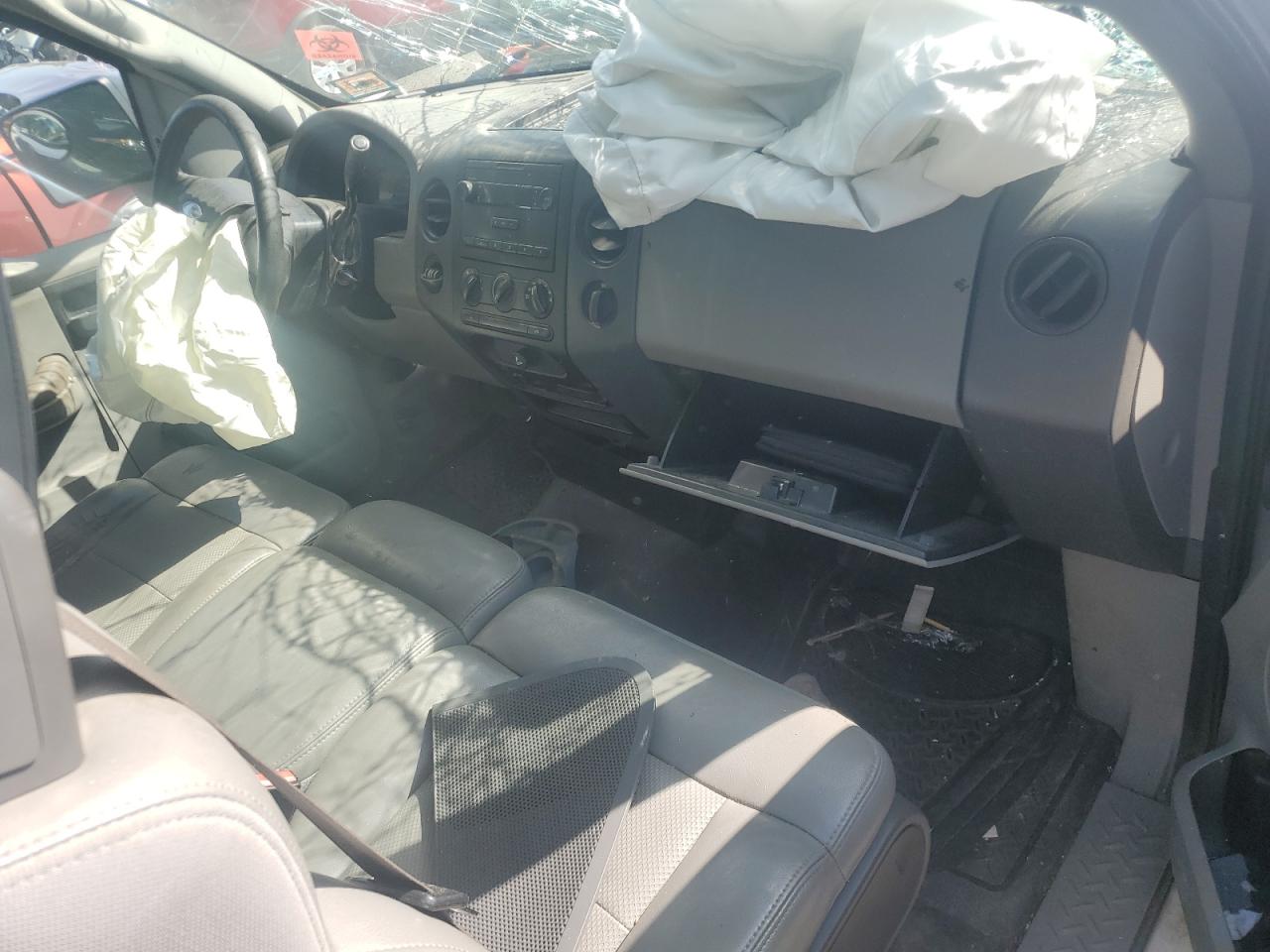 1FTRF12246NB32653 2006 Ford F150