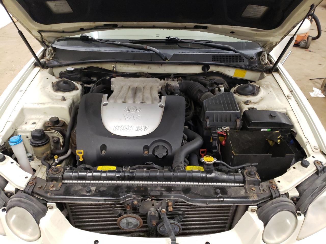 KNAGD128465445393 2006 Kia Optima Lx