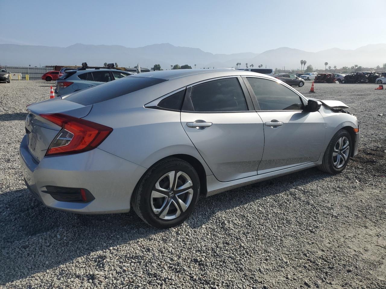 2HGFC2F52GH551103 2016 Honda Civic Lx