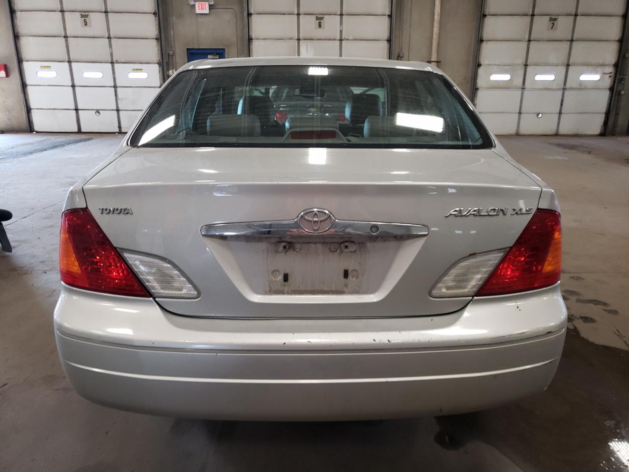 4T1BF28B22U249111 2002 Toyota Avalon Xl