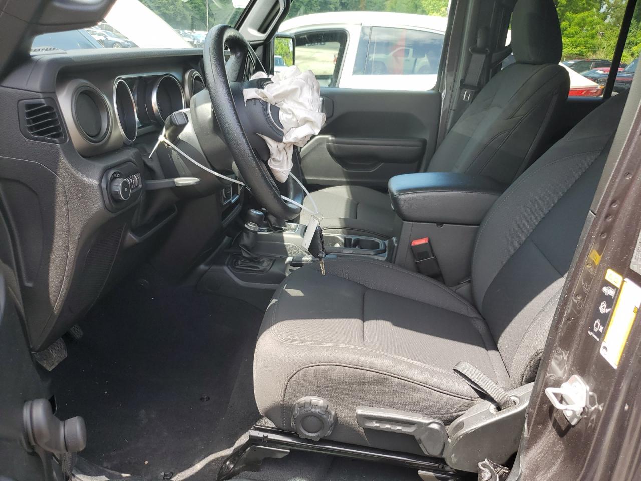 1C4HJXDN2LW216285 2020 Jeep Wrangler Unlimited Sport