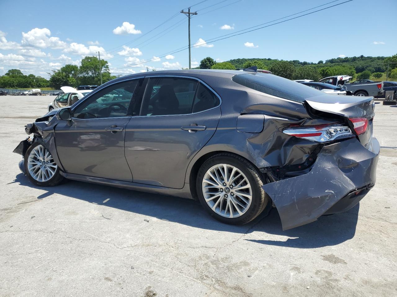 4T1B11HK0KU196482 2019 Toyota Camry L