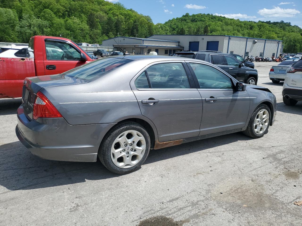 3FAHP0HA3AR301218 2010 Ford Fusion Se