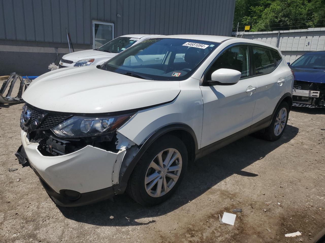 JN1BJ1CRXHW132085 2017 Nissan Rogue Sport S