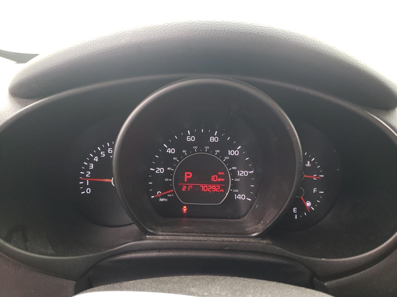KNDJN2A24G7306802 2016 Kia Soul