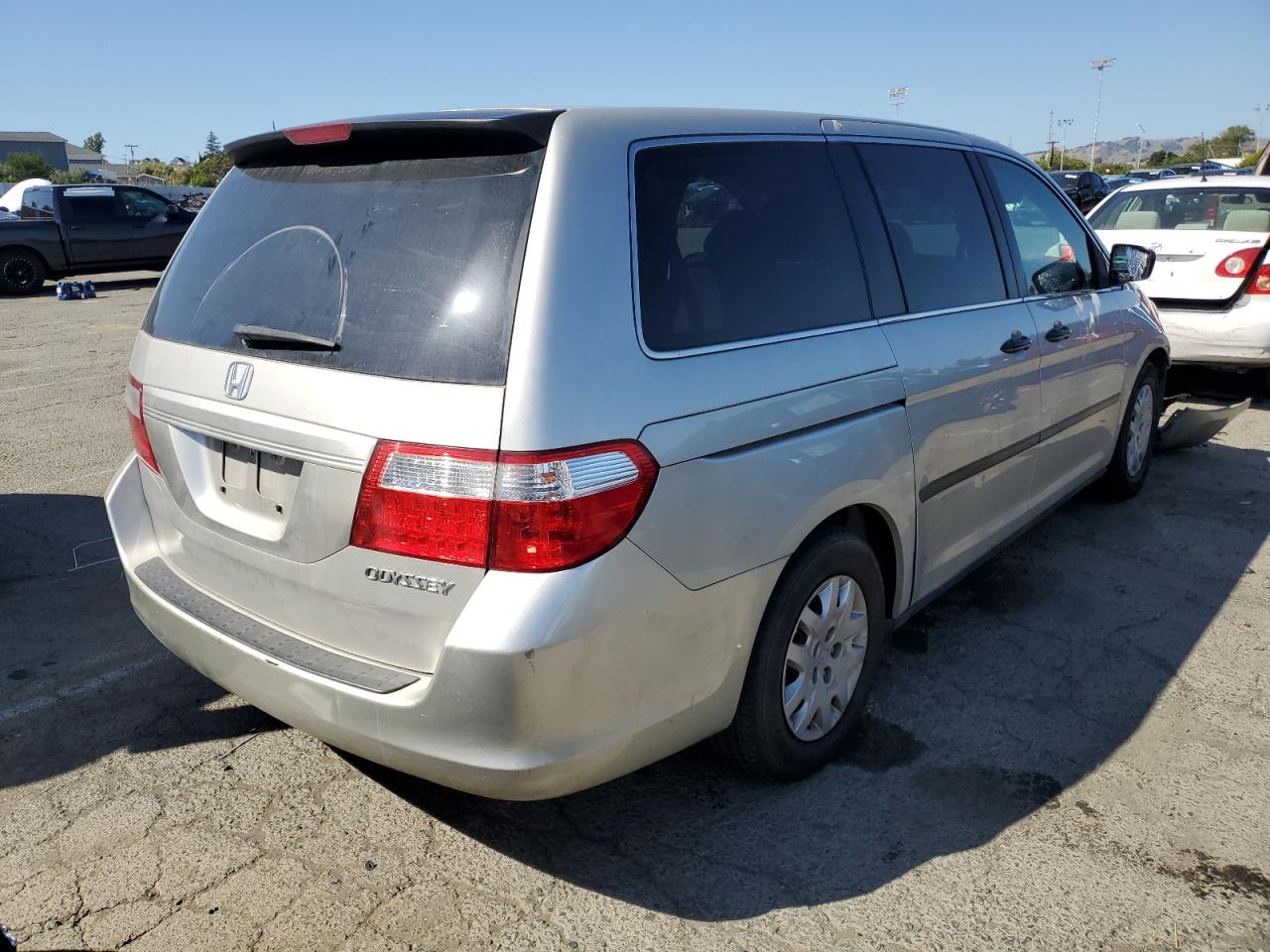 5FNRL38215B086885 2005 Honda Odyssey Lx