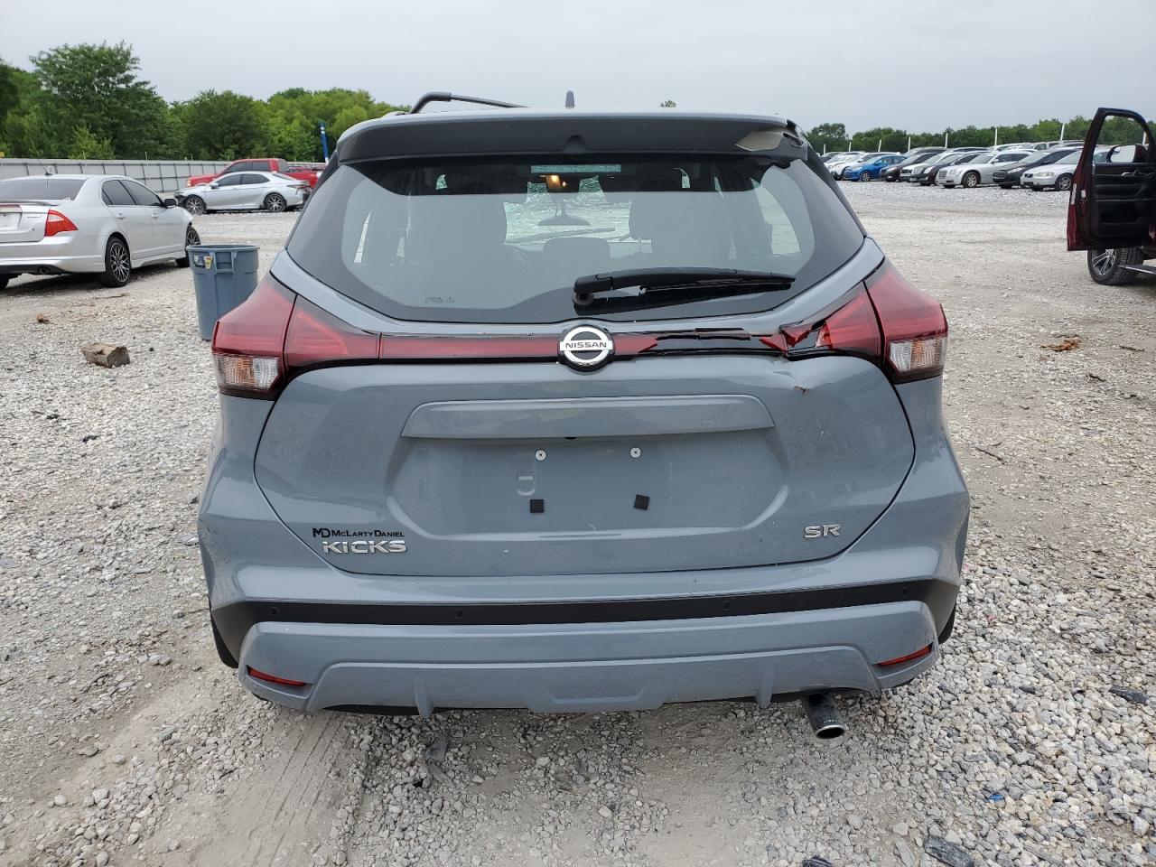 2021 Nissan Kicks Sr vin: 3N1CP5DV9ML558243