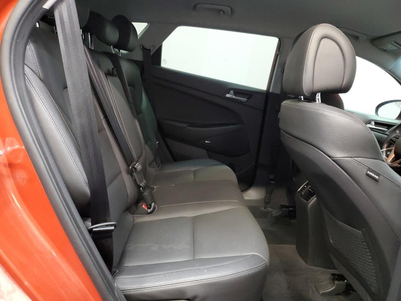 KM8J33A29HU370800 2017 Hyundai Tucson Limited