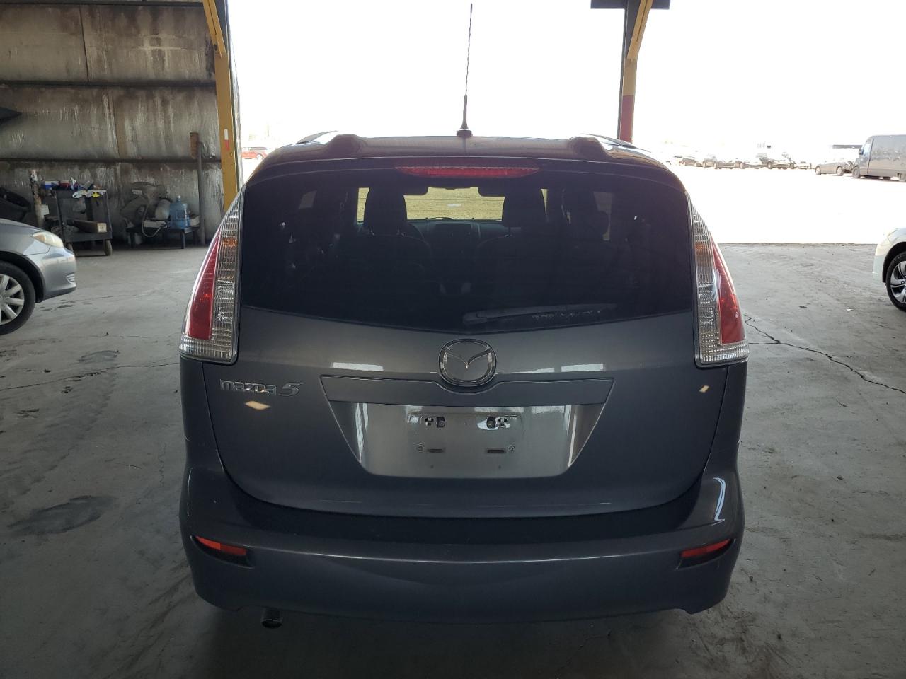 JM1CR2W32A0381139 2010 Mazda 5