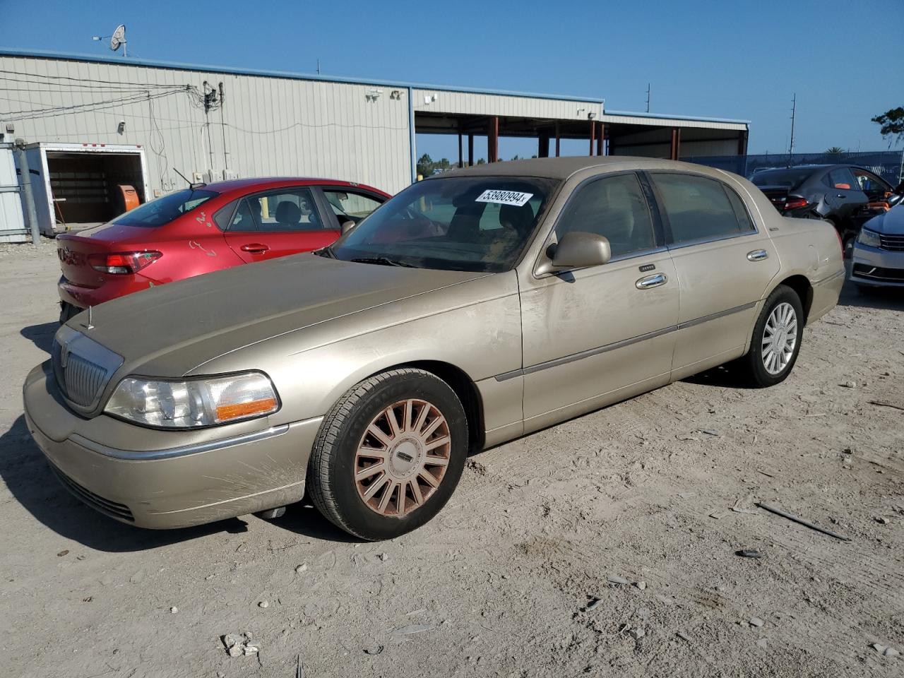 1LNHM81W35Y661583 2005 Lincoln Town Car Signature