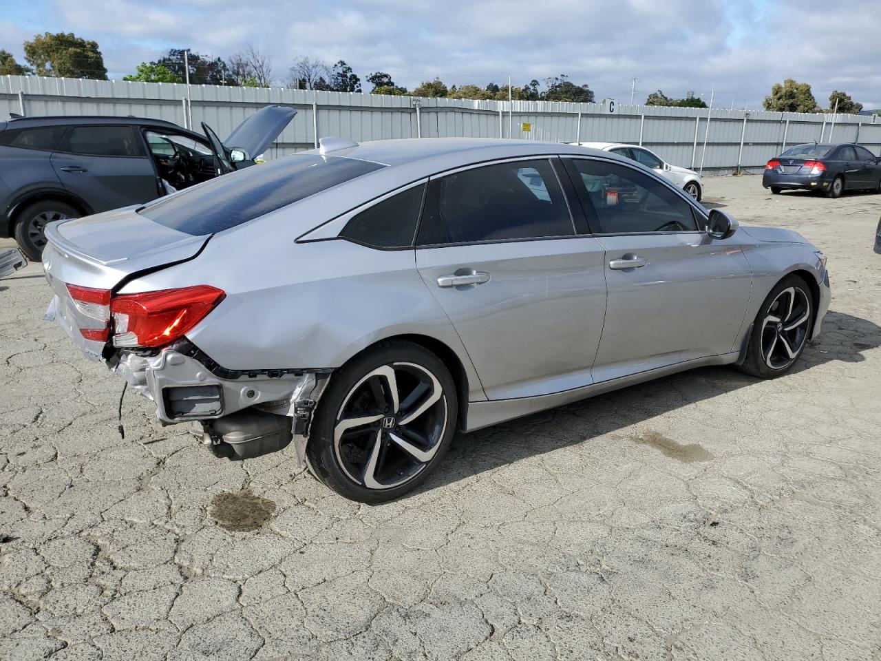 1HGCV1F31JA138519 2018 Honda Accord Sport