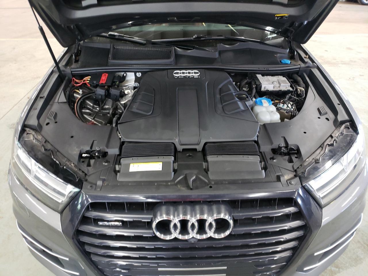 WA1VAAF78HD033730 2017 Audi Q7 Prestige