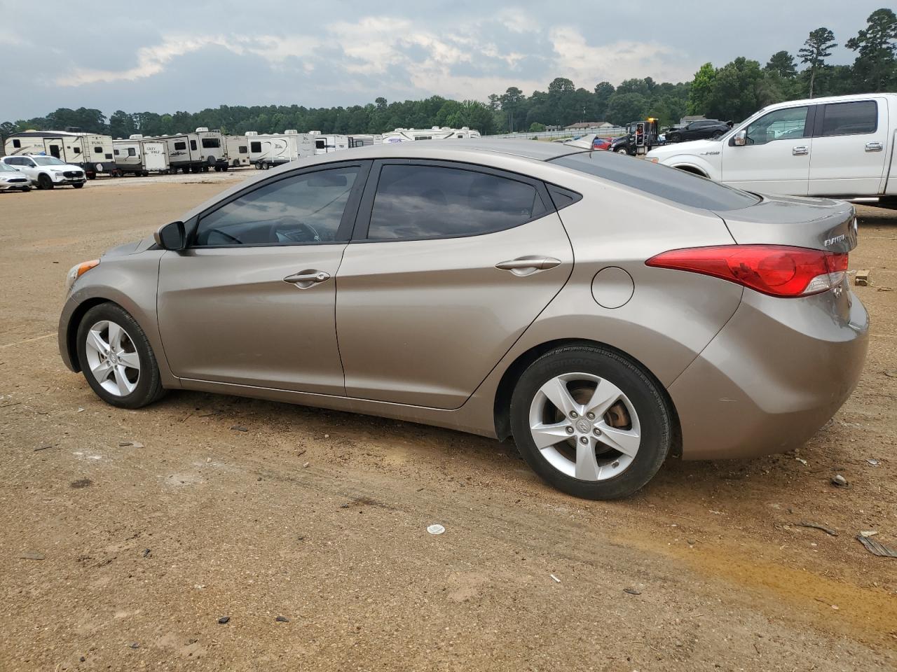 5NPDH4AEXDH302173 2013 Hyundai Elantra Gls