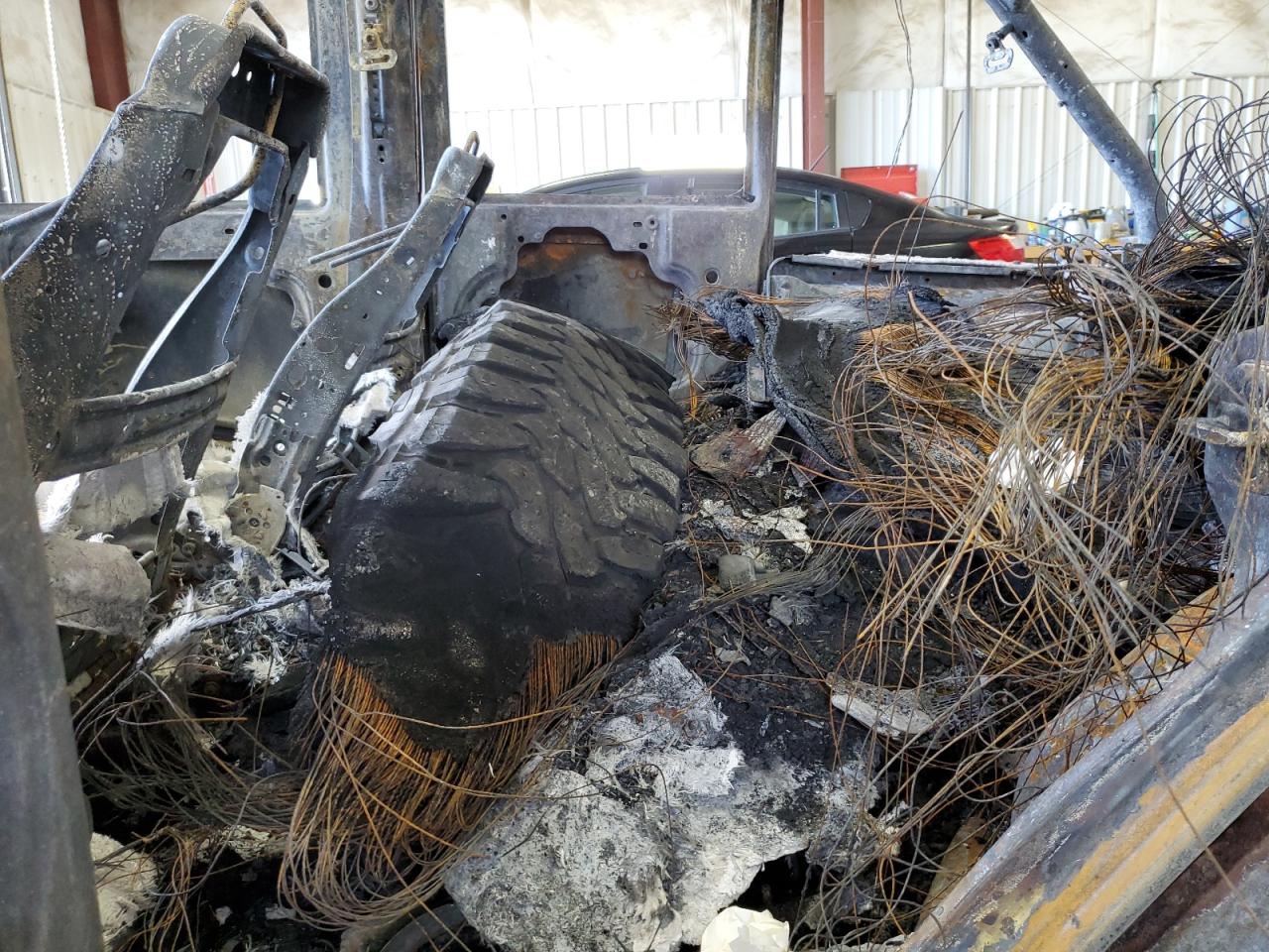 1J4GA59108L552817 2008 Jeep Wrangler Unlimited Sahara