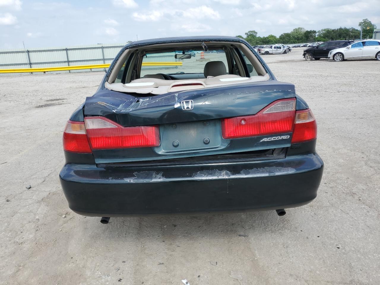 1HGCG1659XA042092 1999 Honda Accord Ex