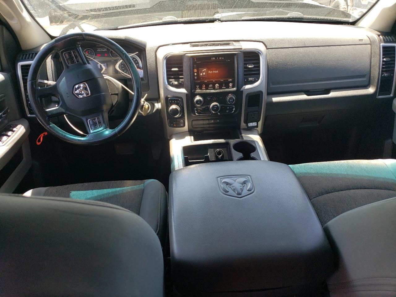 1C6RR7LM1FS659973 2015 Ram 1500 Slt