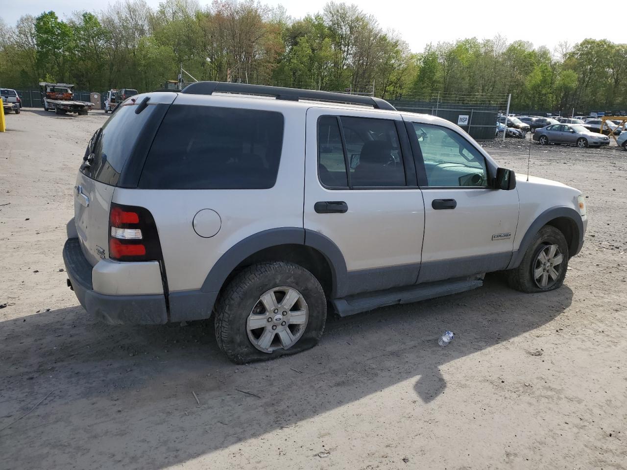 1FMEU73E16UB07033 2006 Ford Explorer Xlt