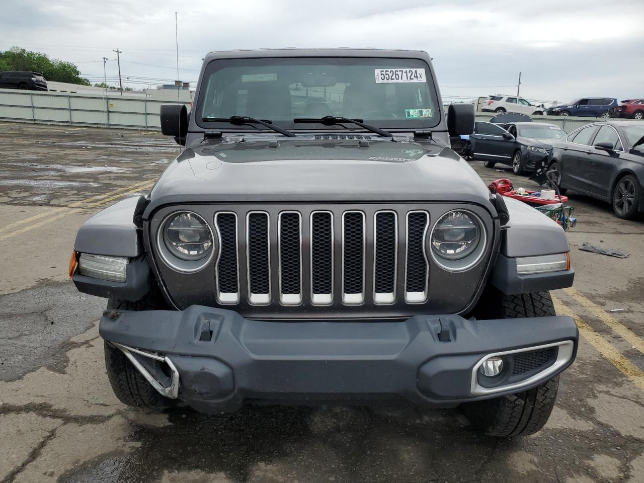 1C4HJXEG3KW570864 2019 Jeep Wrangler Unlimited Sahara