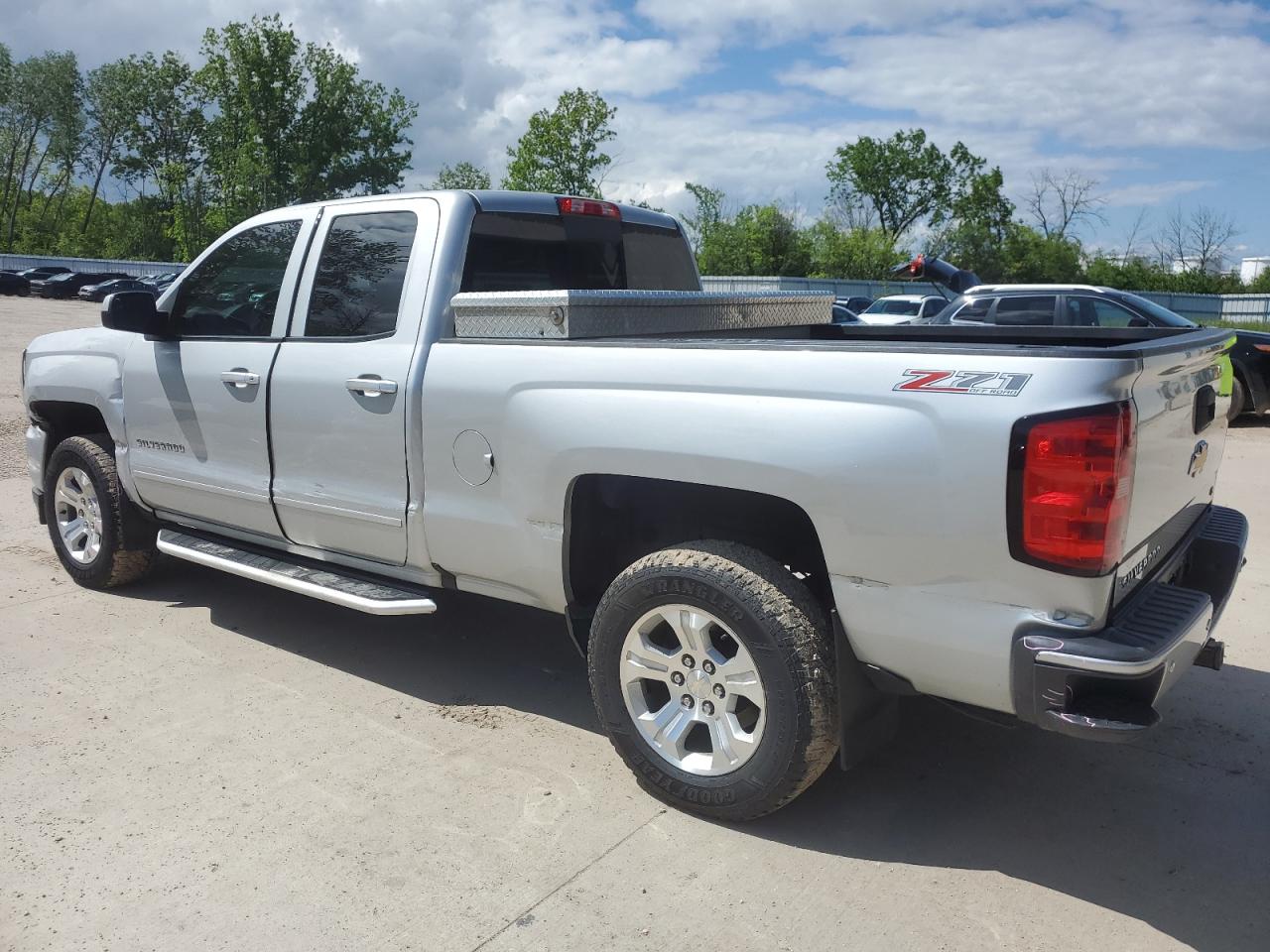 1GCVKREC5HZ326505 2017 Chevrolet Silverado K1500 Lt