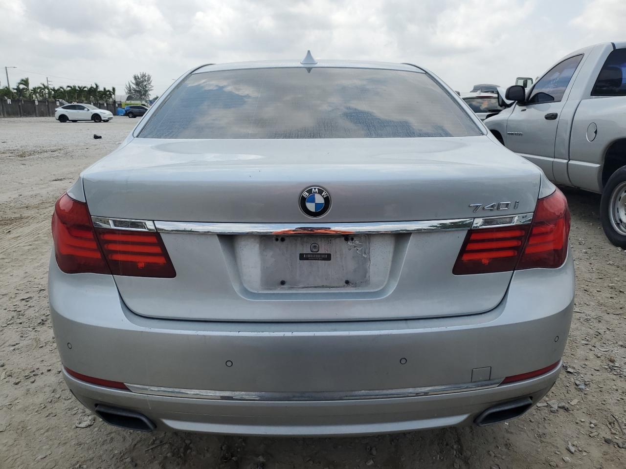 WBAYA6C57DD143551 2013 BMW 740 I