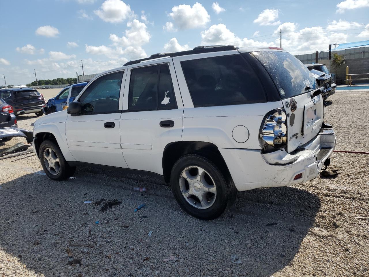 1GNDS13S372102607 2007 Chevrolet Trailblazer Ls