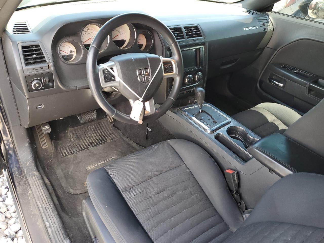 2C3CDYAG4CH131240 2012 Dodge Challenger Sxt