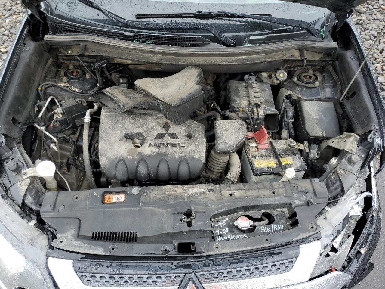 JA4AZ3A32LZ042636 2020 Mitsubishi Outlander Se