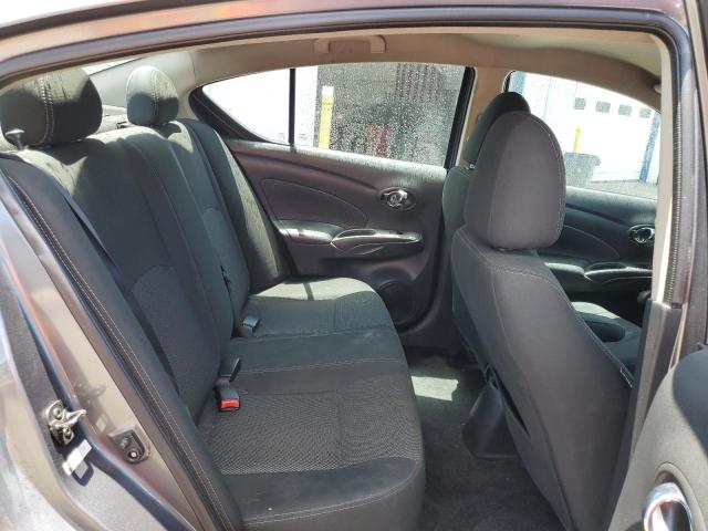 2018 Nissan Versa S VIN: 3N1CN7AP8JL877197 Lot: 55201264