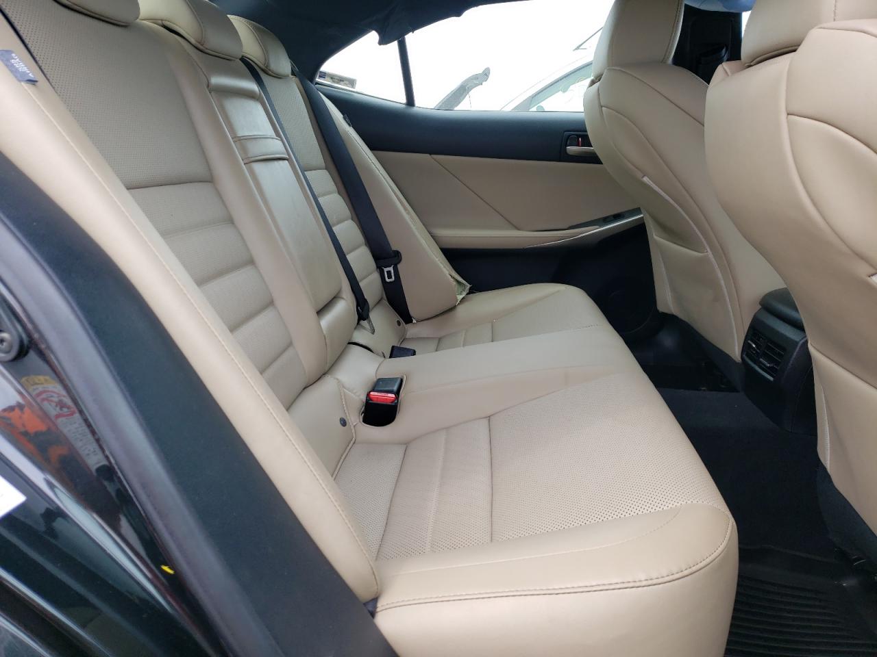 JTHC81D25J5028984 2018 Lexus Is 300