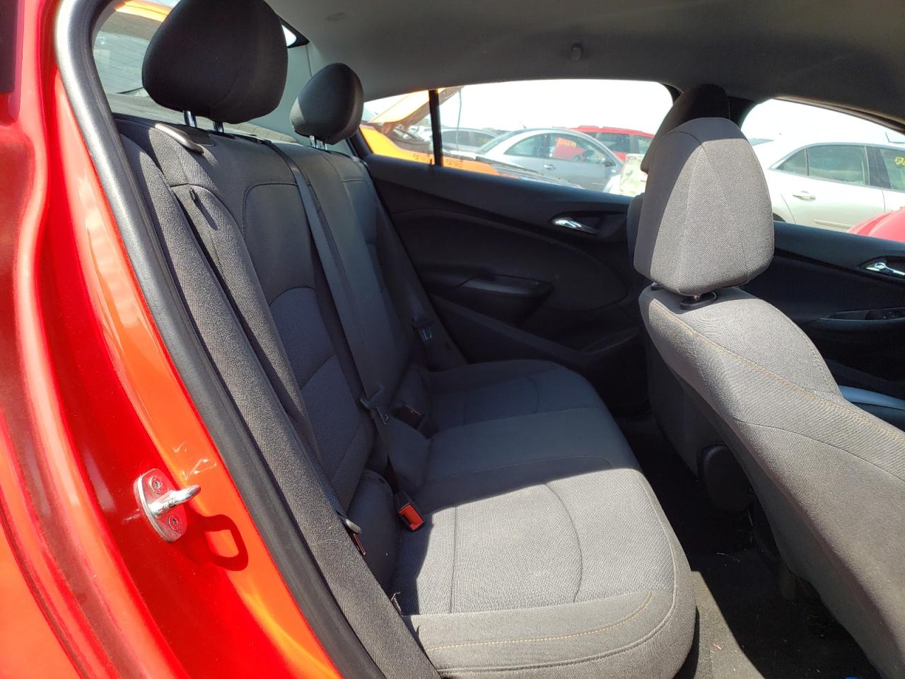 1G1BC5SM9K7104406 2019 Chevrolet Cruze Ls