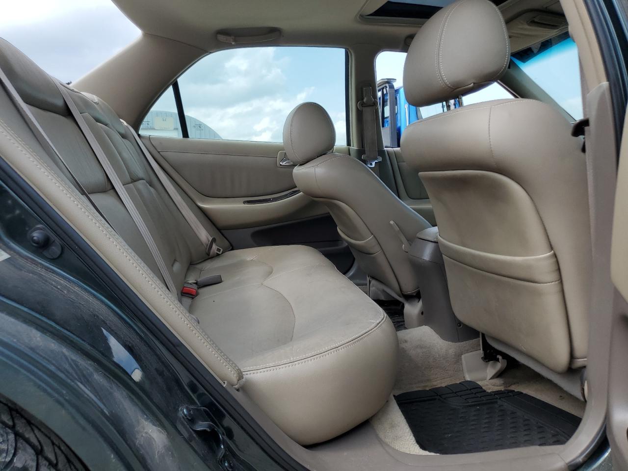 1HGCG1659XA042092 1999 Honda Accord Ex