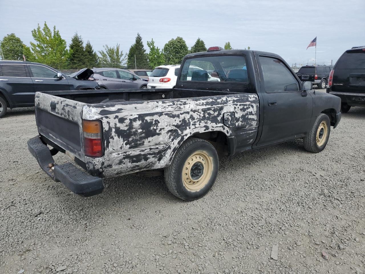 Lot #2605954413 1994 TOYOTA PICKUP 1/2