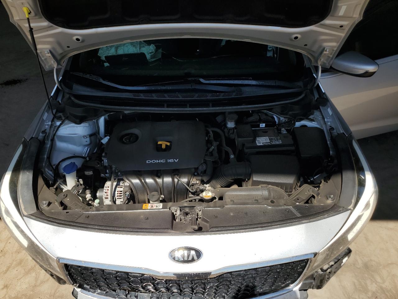 3KPFK4A78HE086393 2017 Kia Forte Lx