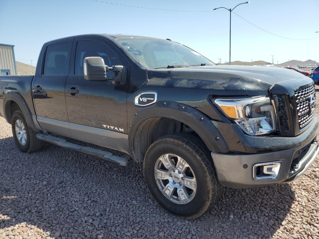 1N6AA1E51HN548838 2017 Nissan Titan Sv