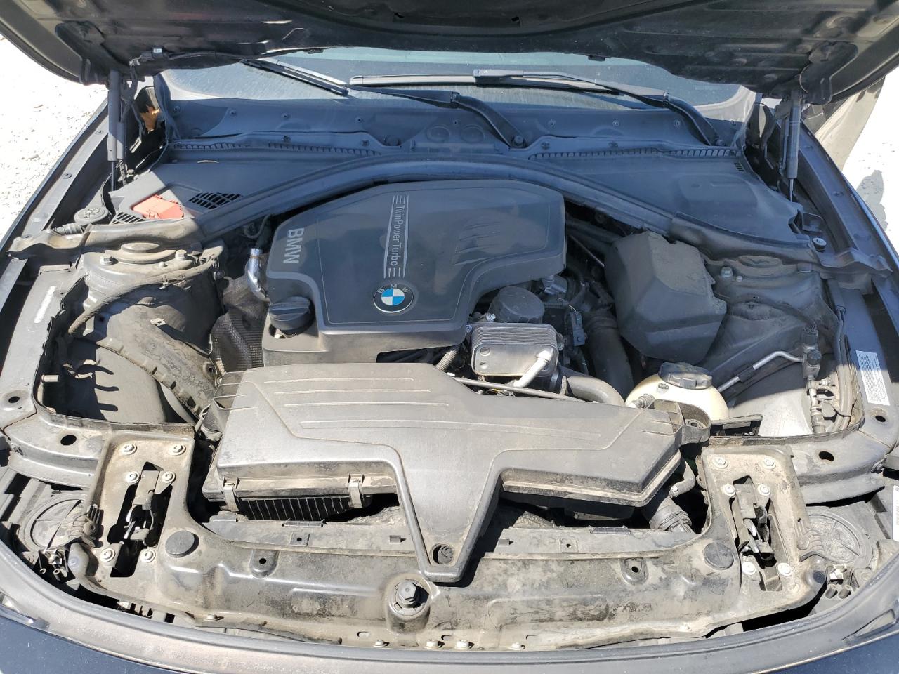 WBA3B1C58FP681476 2015 BMW 320 I