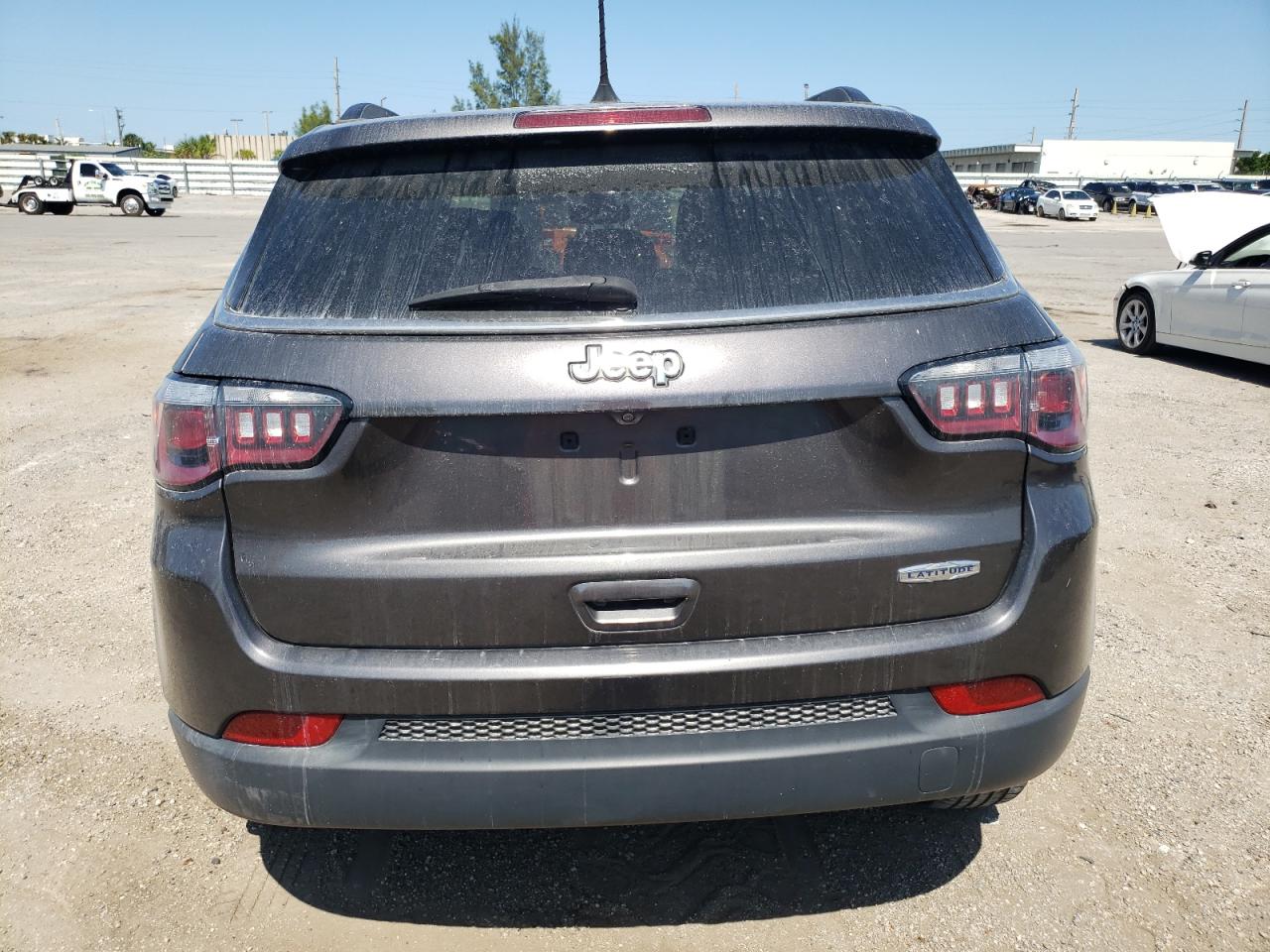 3C4NJCBB3KT851881 2019 Jeep Compass Latitude