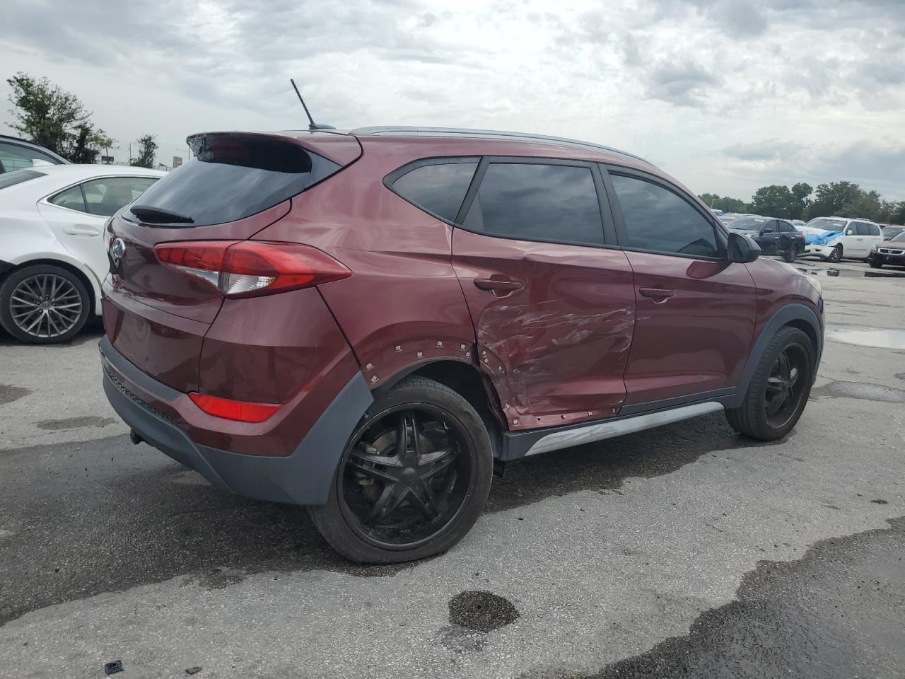 KM8J33A44HU535864 2017 Hyundai Tucson Limited