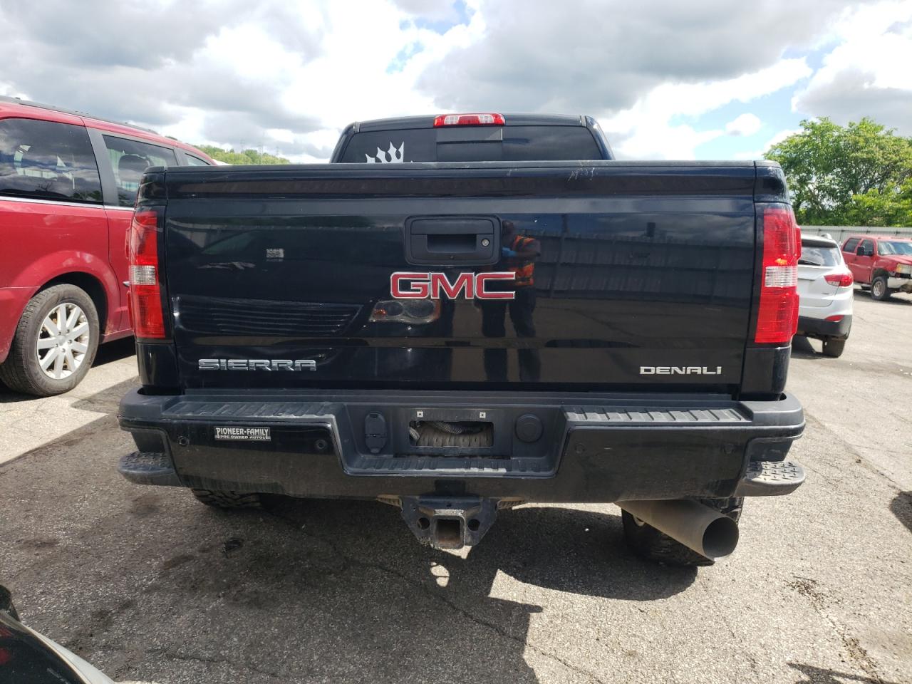 1GT12UEY6HF201446 2017 GMC Sierra K2500 Denali