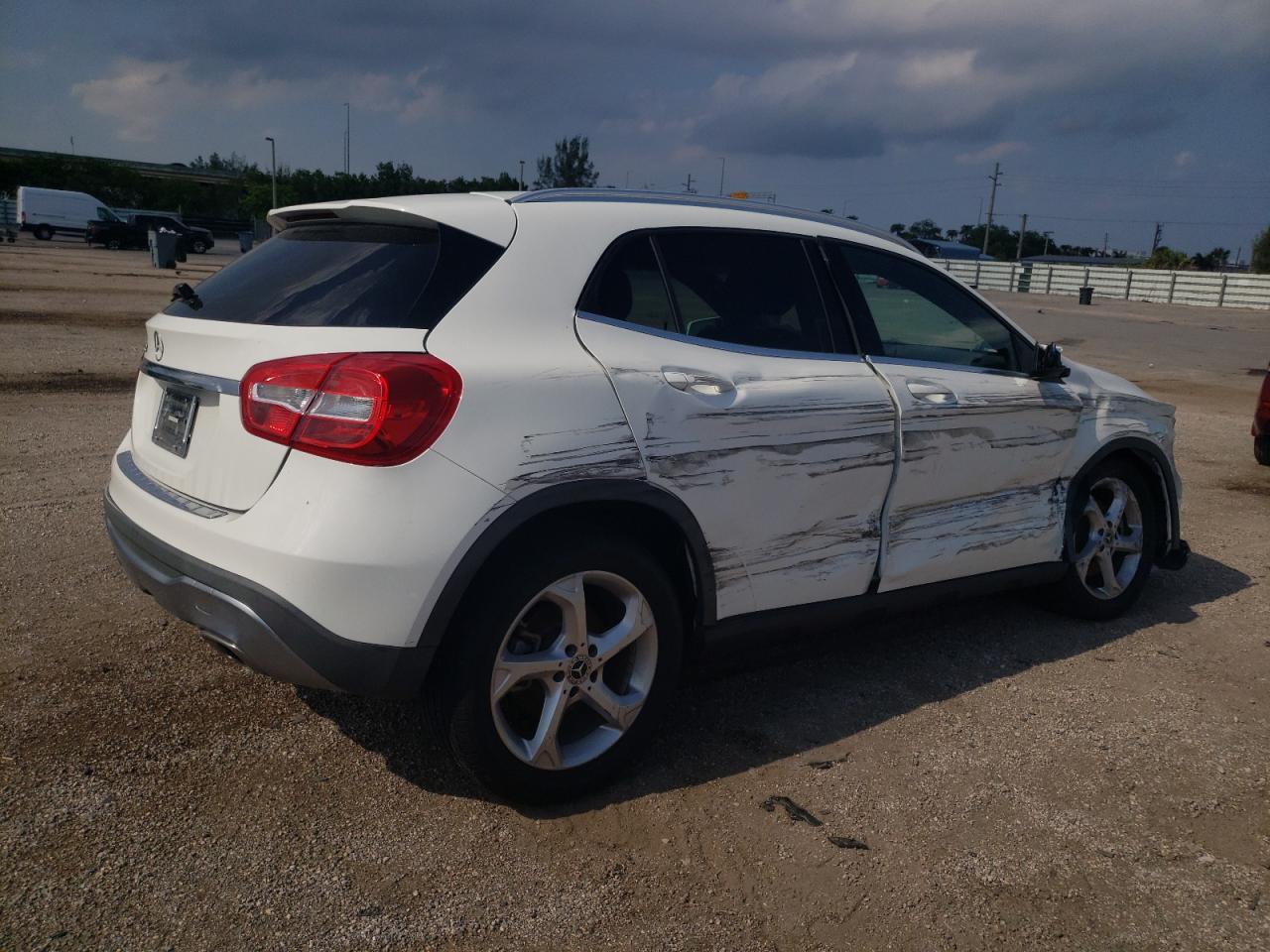 WDCTG4EB8KU013191 2019 Mercedes-Benz Gla 250