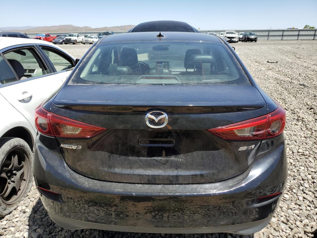 3MZBN1W35JM245177 2018 Mazda 3 Grand Touring