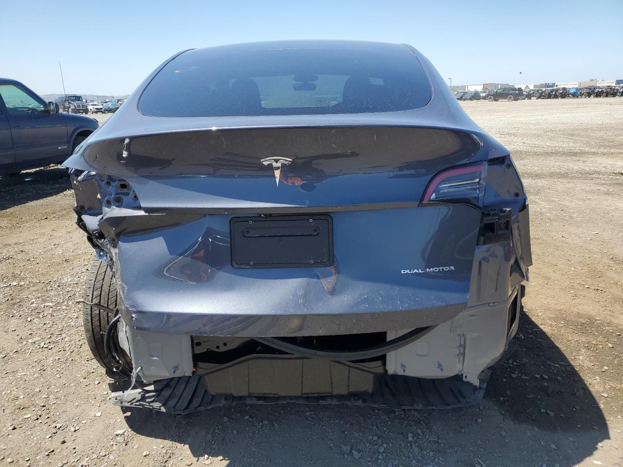 7SAYGDEE1PA139026 2023 Tesla Model Y