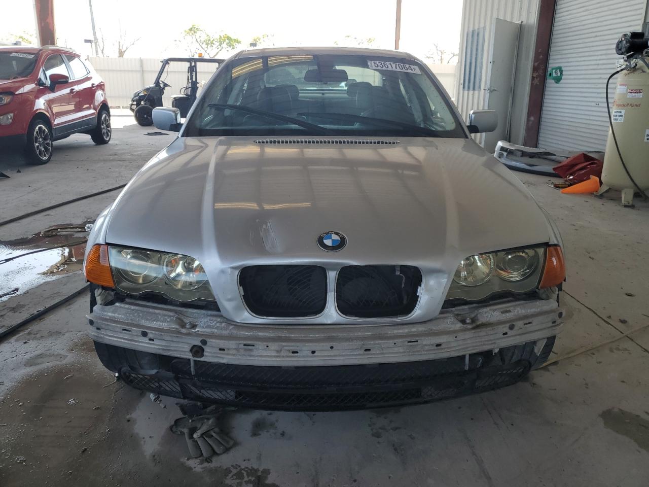 WBAAV53481FK46274 2001 BMW 330 I