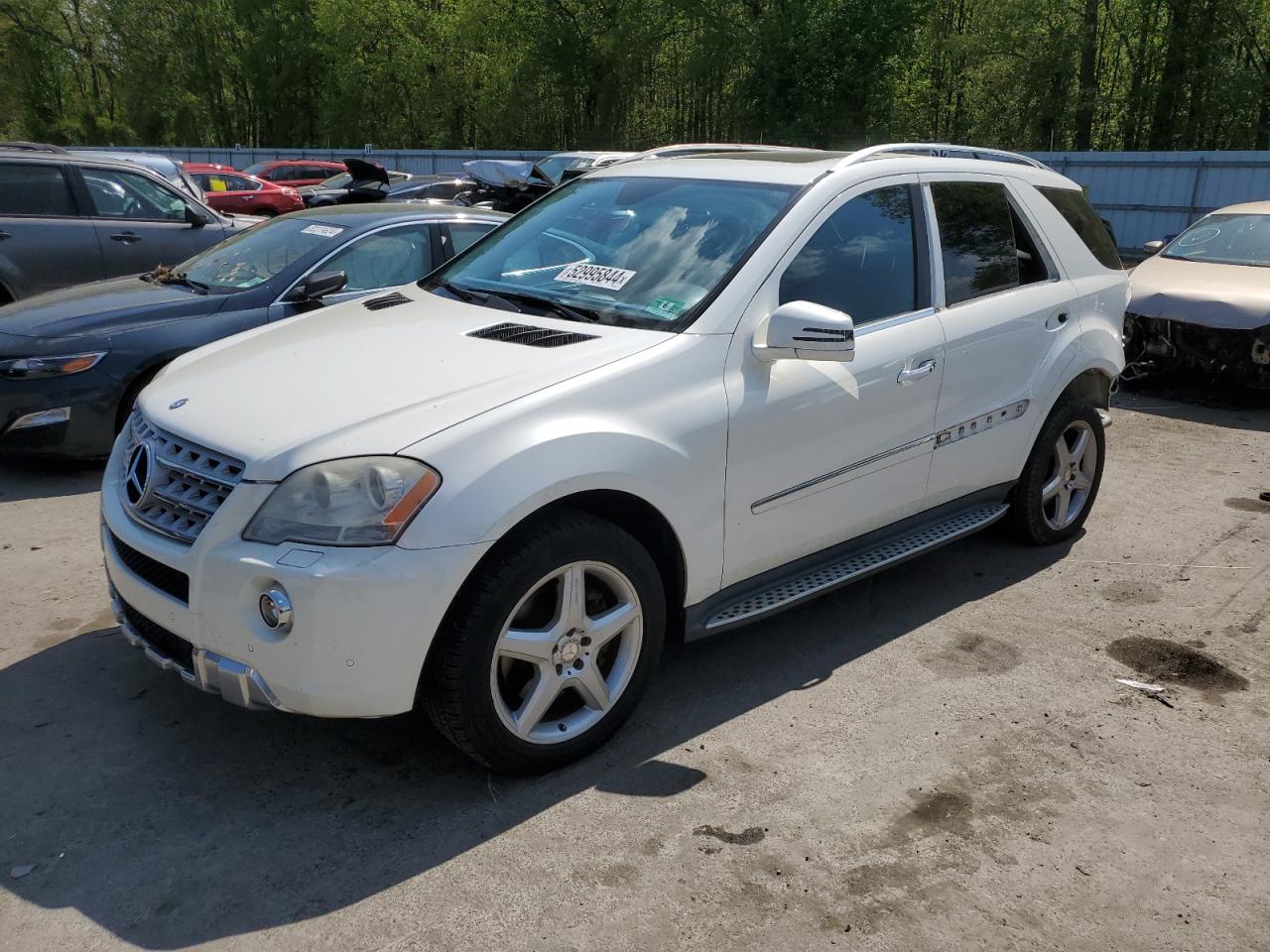 4JGBB7CB1BA653986 2011 Mercedes-Benz Ml 550 4Matic