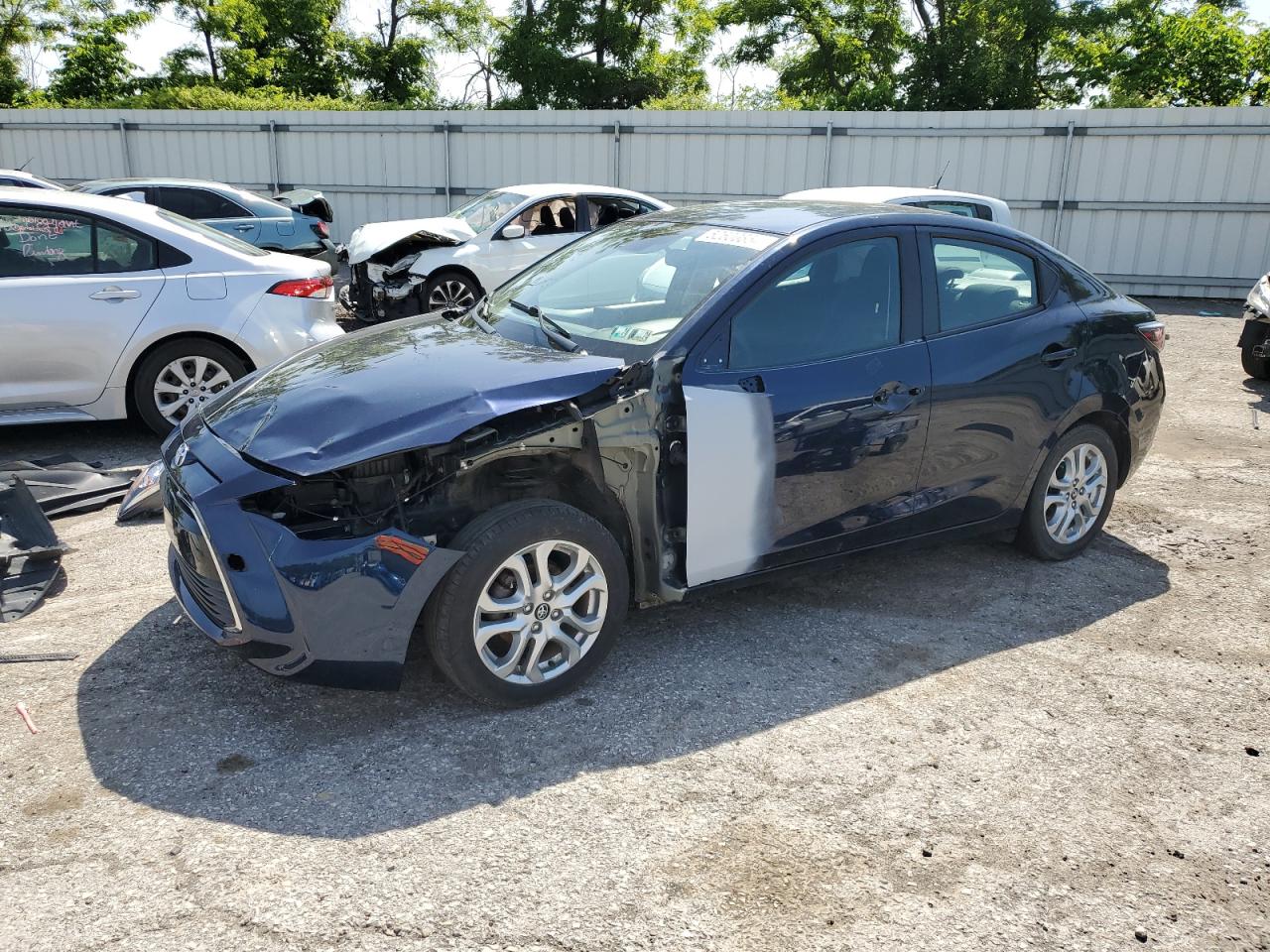 3MYDLBYV5JY313395 2018 Toyota Yaris Ia