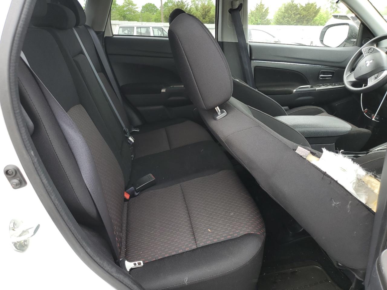 JA4AR3AU0KU036046 2019 Mitsubishi Outlander Sport Es