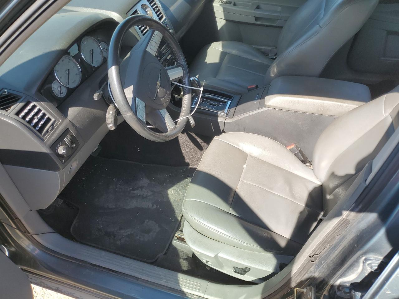 2C3JA53G75H189275 2005 Chrysler 300 Touring